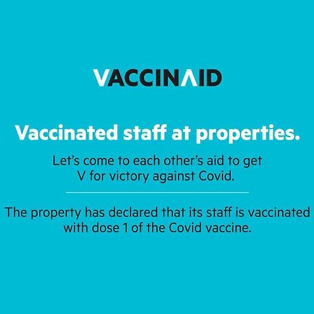 Vaccinated Staff - Oyo 11400 The Down Town Suites Hyderabad Ngoại thất bức ảnh
