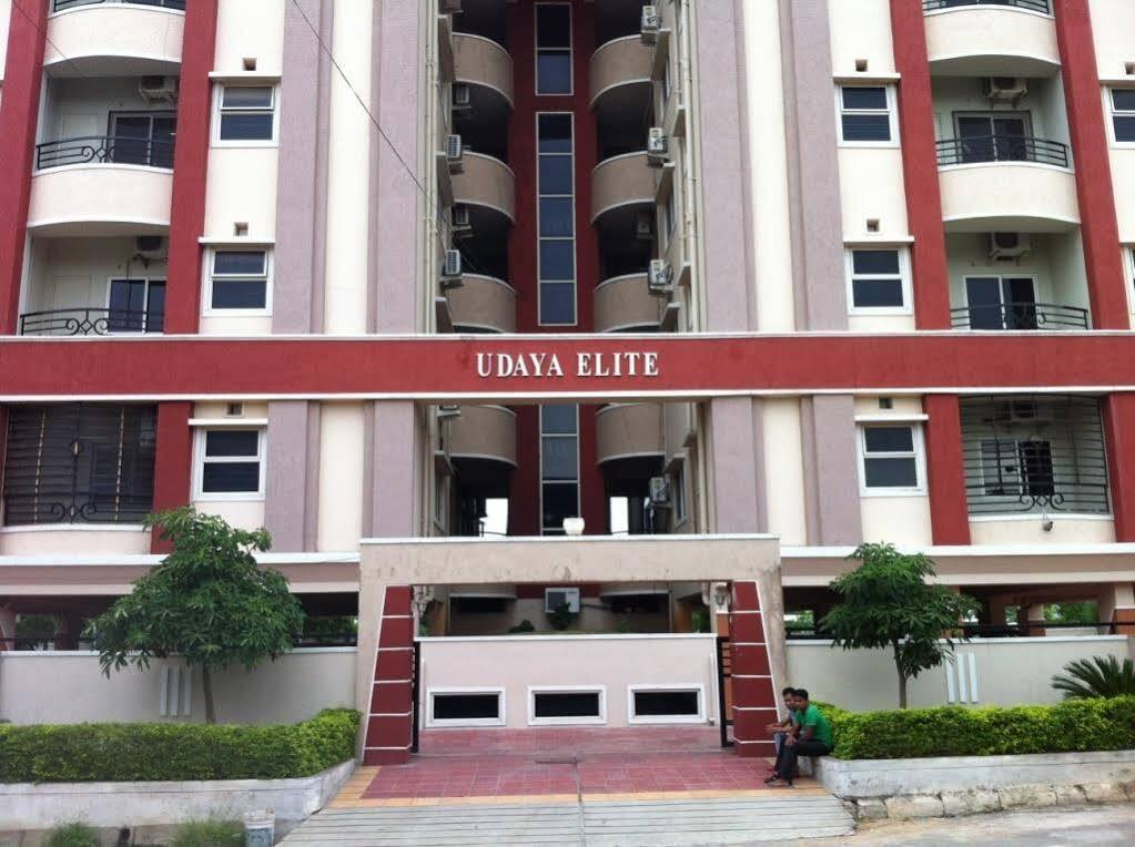 Vaccinated Staff - Oyo 11400 The Down Town Suites Hyderabad Ngoại thất bức ảnh